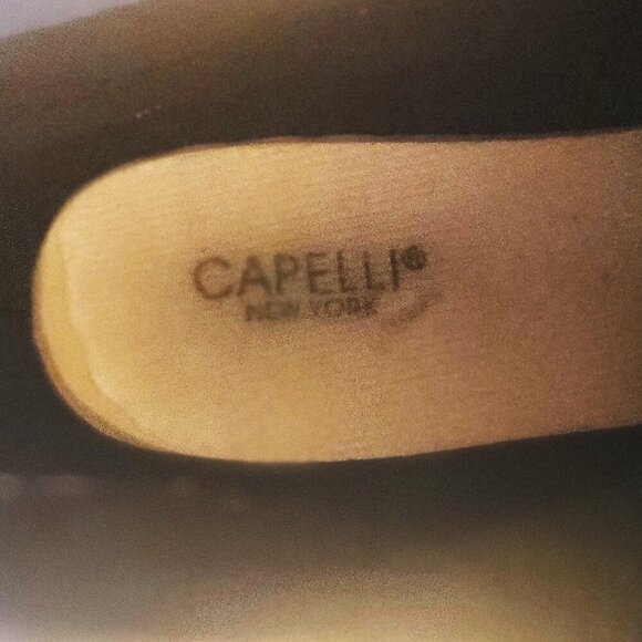 Capelli New York Women's Rain Boot Black Patent Upper - Rugged Sole = Size 8 - Picture 5 of 7